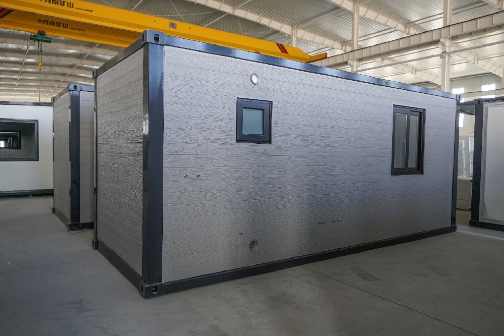 FLAT PACKING SANDWICH PANEL