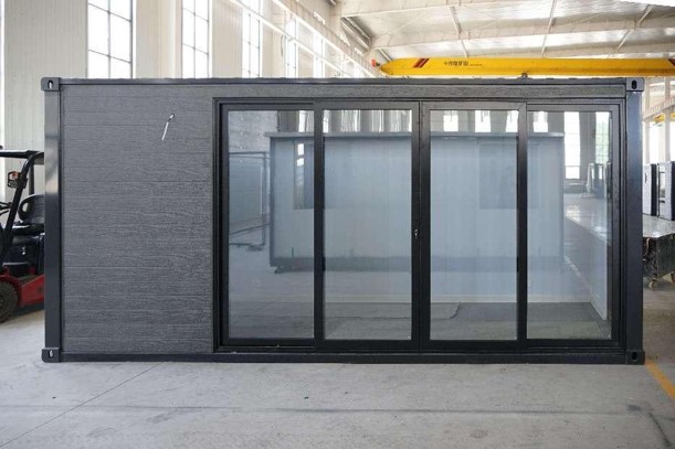 FLAT PACKING BIG WINDOWS