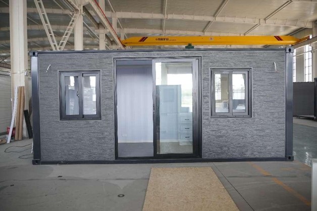 FLAT PACKING TWO WINDOWS