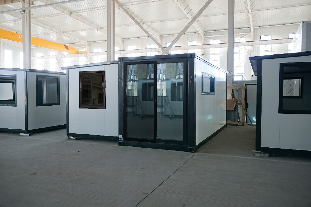 One-Side 20 Ft Expandable House